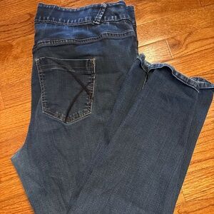 Tummy technology jeans